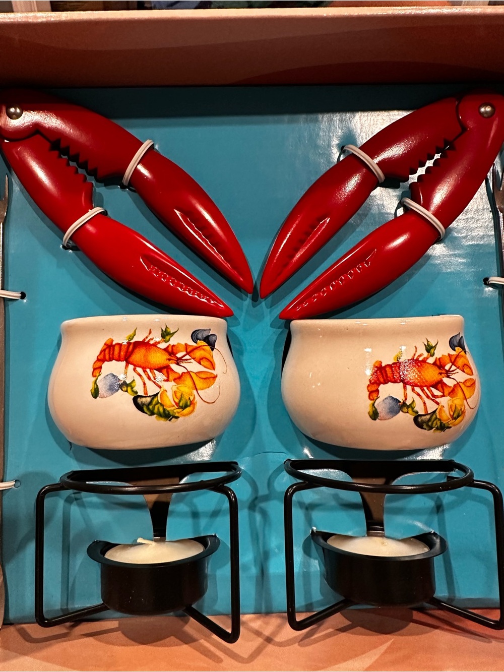 Red Lobster Ceramic Fondue Set with Red Lobster Crackers